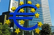 EBC tnie stopę depozytową i wznawia program QE