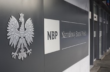 Ponad 7,4 mld zł z zysku NBP wpłynęło dziś do budżetu