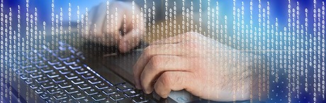 Cyfryzacja opanowuje biznes, ale często brakuje pieniędzy i specjalistów