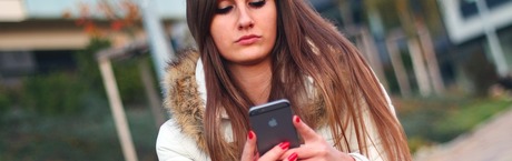Dzień bez telefonu? Nie dla młodych ludzi