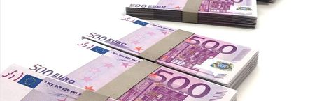 EBC przyznaje się do głębokiej kontroli rynku