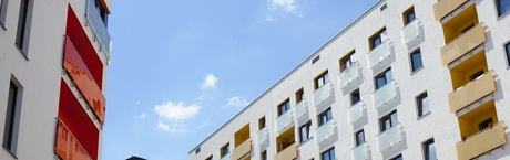 Kwiecień był trudnym miesiącem dla wynajmujących