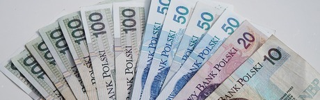 Najniższe w historii stopy procentowe nie pomogły w spłacie rat kredytów