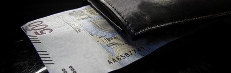 Polacy bardziej się boją mniejszych pensji niż utraty pracy