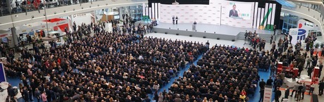 Rekordowy Kongres w czasie przełomu
