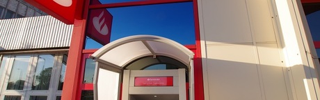 Santander Bank Polska wprowadza język ukraiński w bankomatach