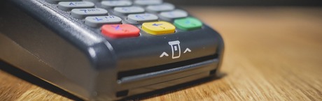 Sieć płatności bezgotówkowych eService dostępna dla użytkowników Dotykački