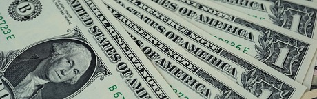 Słabe dane z USA i niezobowiązujący Fed uderzają w dolara