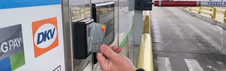 Szybkie płatności kartą na bramkach Autostrady Wielkopolskiej