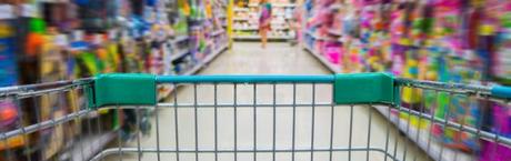 Szydło: podatek od hipermarketów ma pomóc małym sklepom