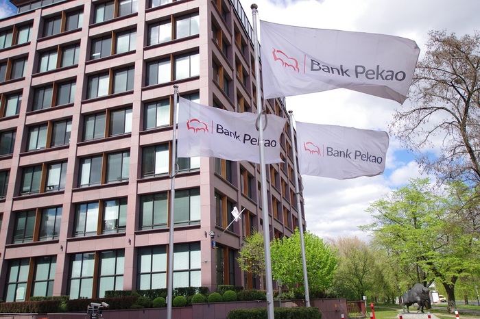 Bank Pekao wspiera obywateli i firmy z Ukrainy