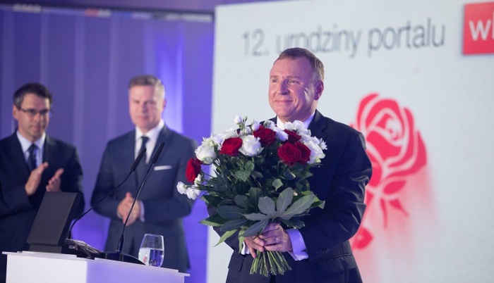 Biało-Czerwone Róże portalu wPolityce.pl Biało-Czerwone Róże portalu wPolityce.pl