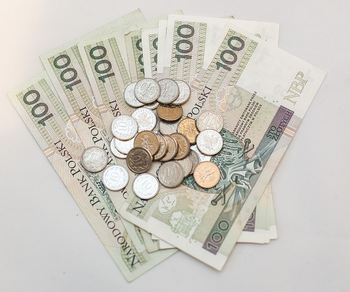 EasyMoney przechodzi w polskie ręce EasyMoney przechodzi w polskie ręce