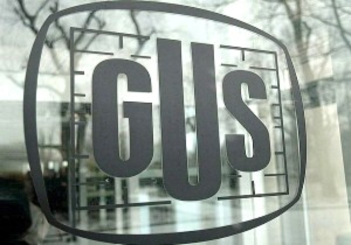 GUS: mniej Polaków pracuje "na czarno" GUS: mniej Polaków pracuje "na czarno"