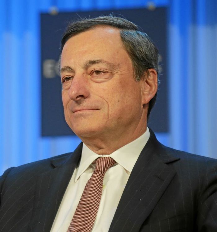 Mario Draghi kradnie show