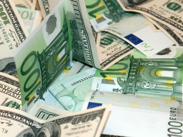 Nadzieje na zawieszenie ognia w Ukrainie umacniają europejskie waluty