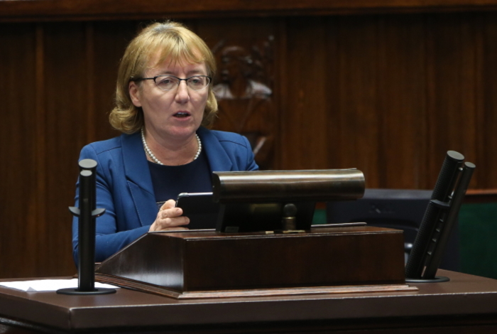Prace nad ustawą medialną. PiS: wicemarszałek Sejmu złamała regulamin Prace nad ustawą medialną. PiS: wicemarszałek Sejmu złamała regulamin