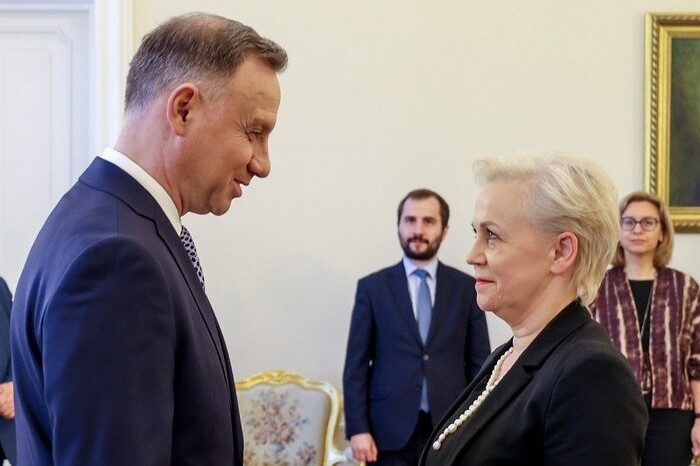 Prezes zarządu BGK wyróżniona przez Prezydenta RP Prezes zarządu BGK wyróżniona przez Prezydenta RP