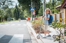 Kierowcy pytają: kto odpowiada za szkodę spowodowaną przez dziecko? Odpowiedź Cię zaskoczy